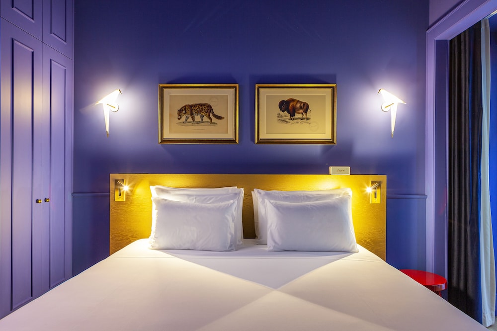 ESSENTIAL, ART, DOUBLE OR TWIN BED