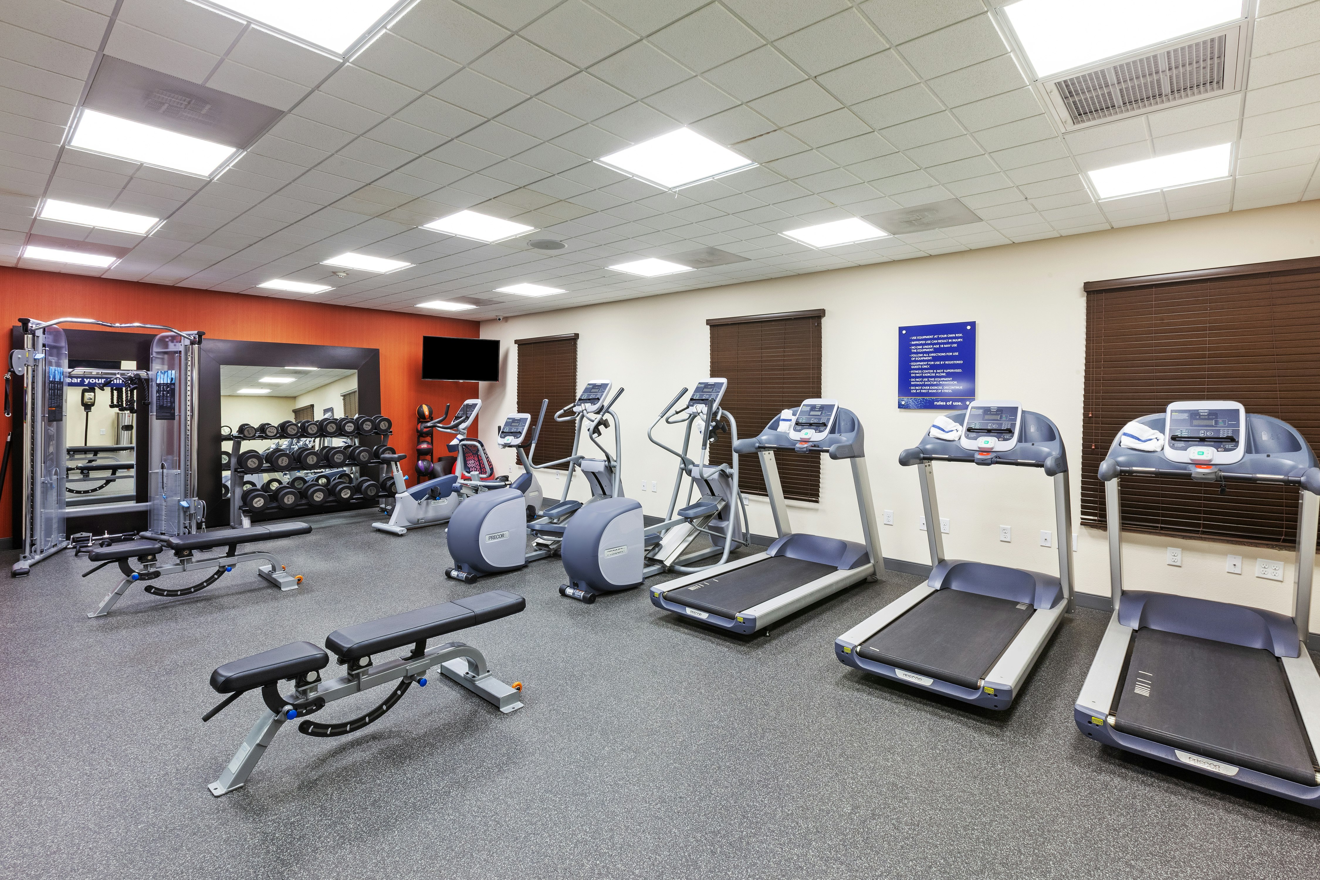 Hampton Inn & Suites by Hilton Houston North IAH 8/21