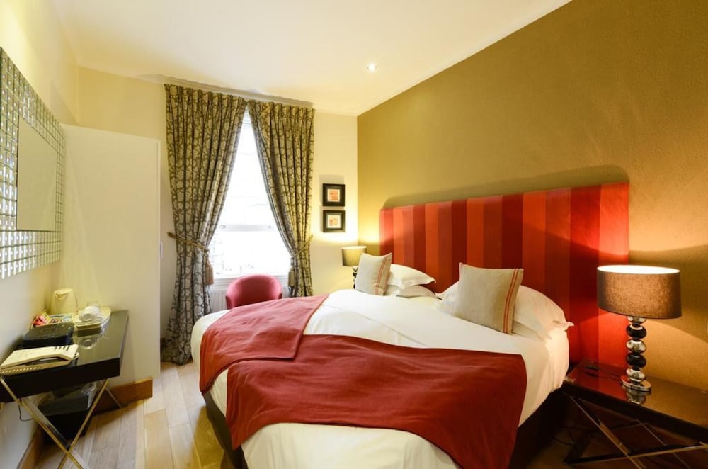 New Linden Hotel 22/77