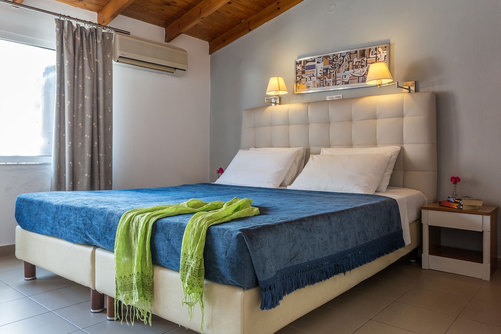 Hotel Akti 23/57