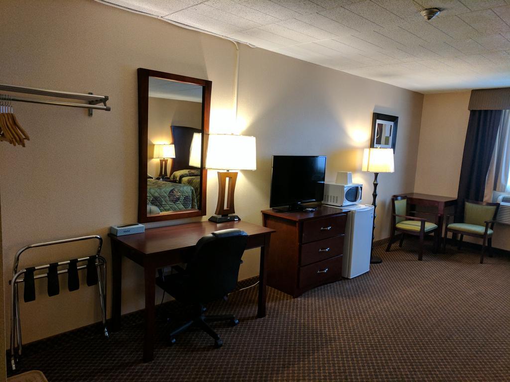 Luxury Inn 14/16