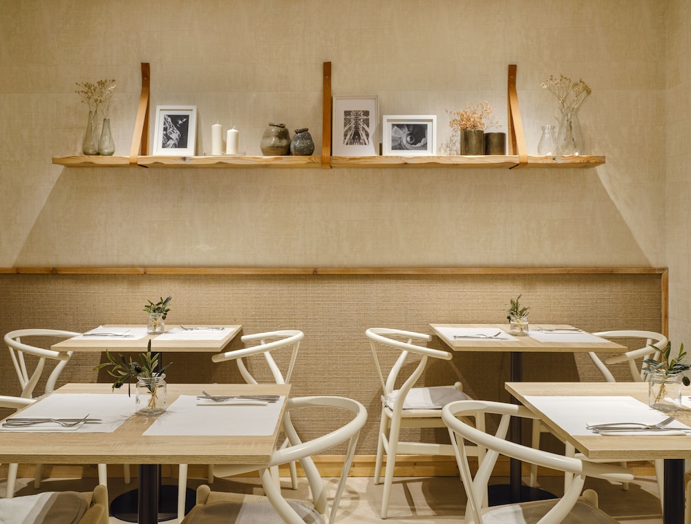 Musik Boutique Hotel 50/58