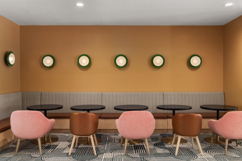EVEN Hotel Orlando International Airport by IHG 46/50