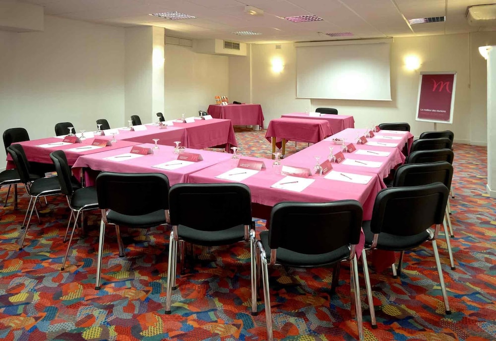 MERCURE MILLAU 38/50