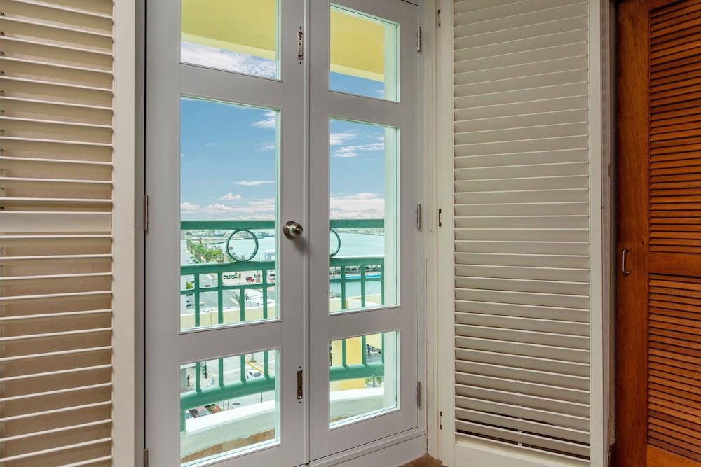 Hotel Rumbao, a Tribute Portfolio Hotel 24/65