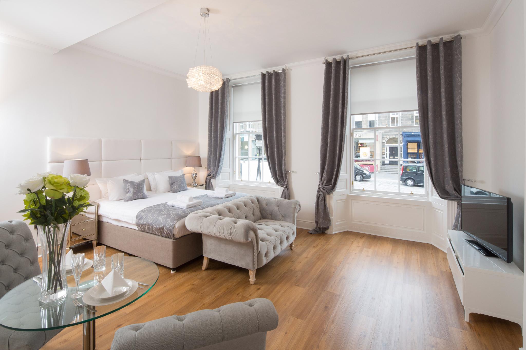 1 Bedroom, Apartment