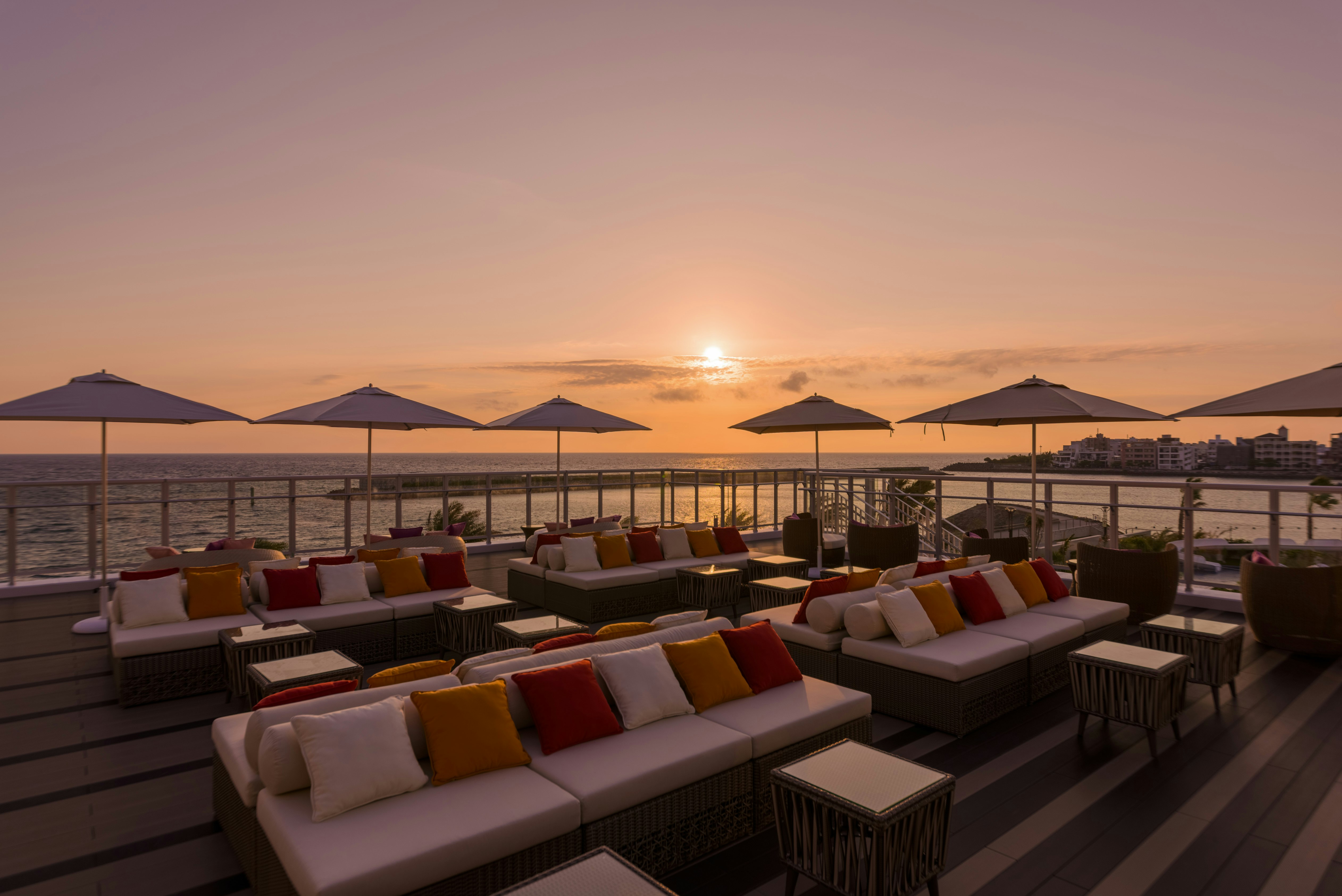 DoubleTree by Hilton Okinawa Chatan Resort 67/73