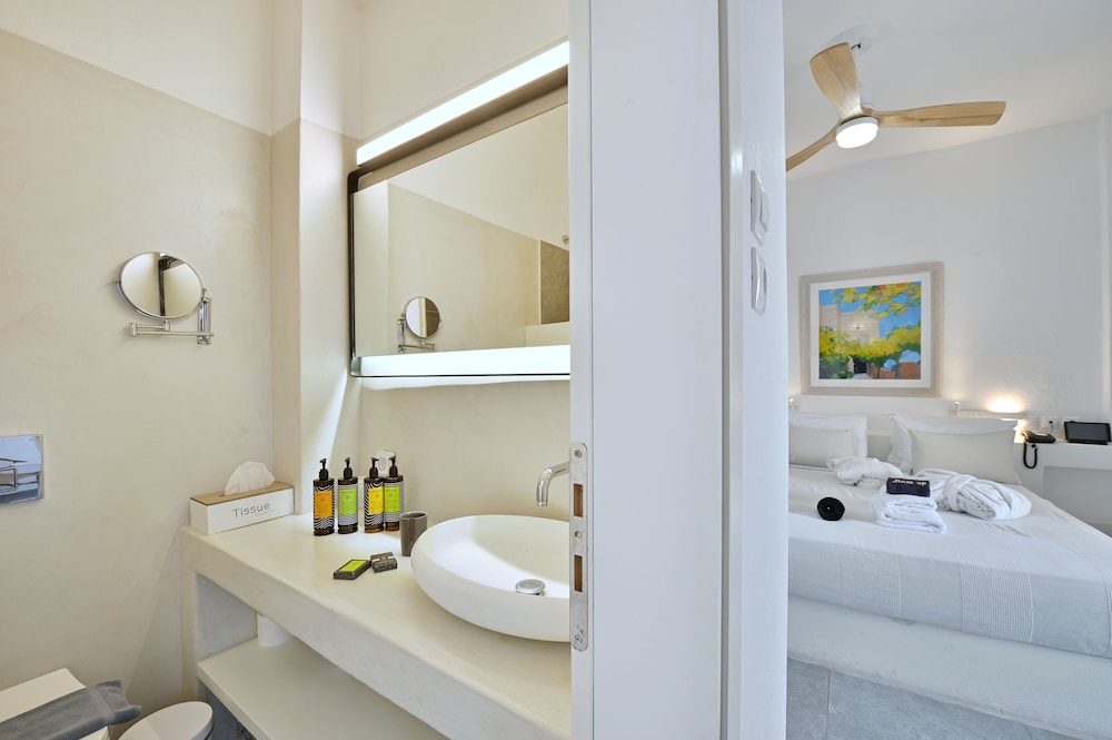 Kallichoron Art Boutique Hotel 68/73