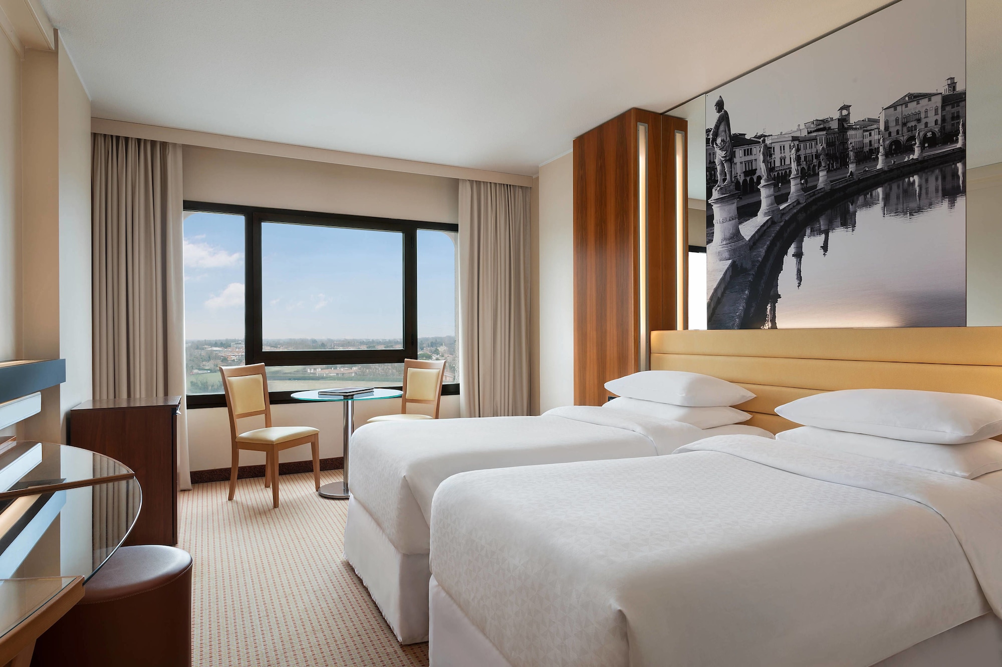 SUPERIOR, TWIN BEDS
