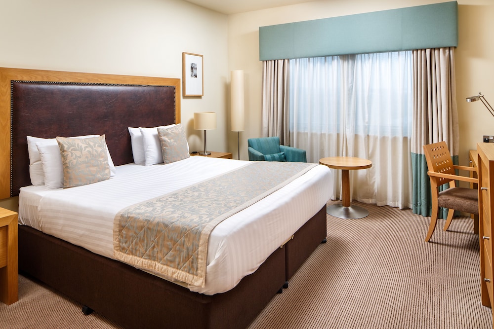 MERCURE SHEFFIELD PARKWAY 13/50