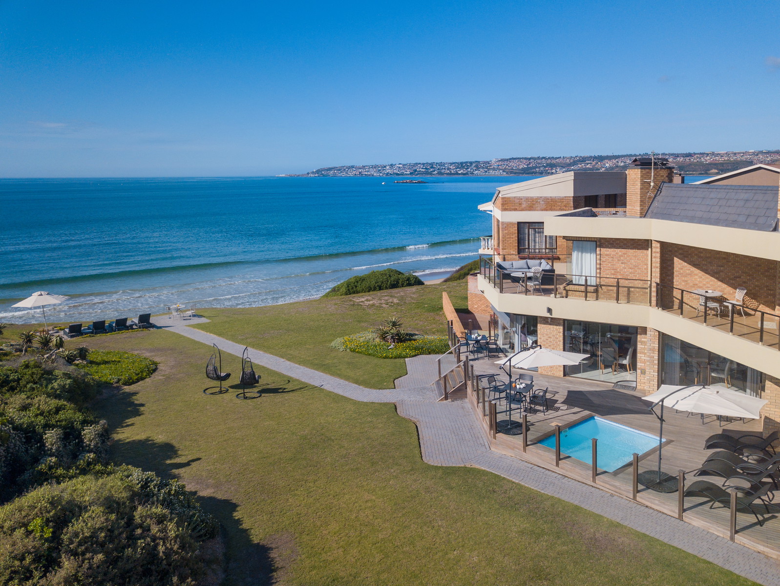 African Oceans Manor Guest House 45/50