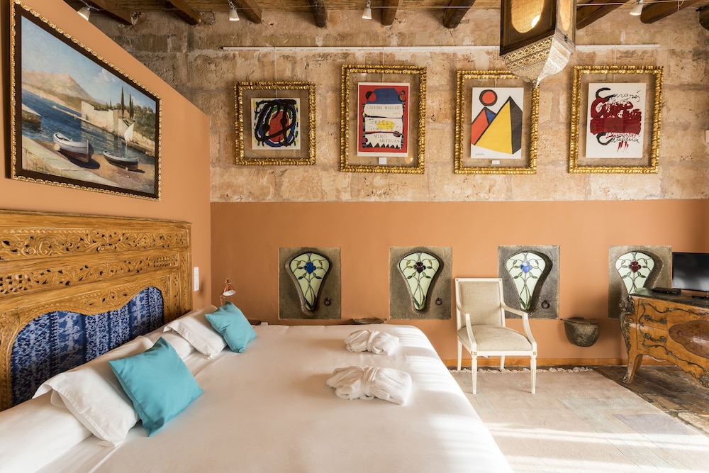 Es Revellar Art Resort - Adults Only 65/110