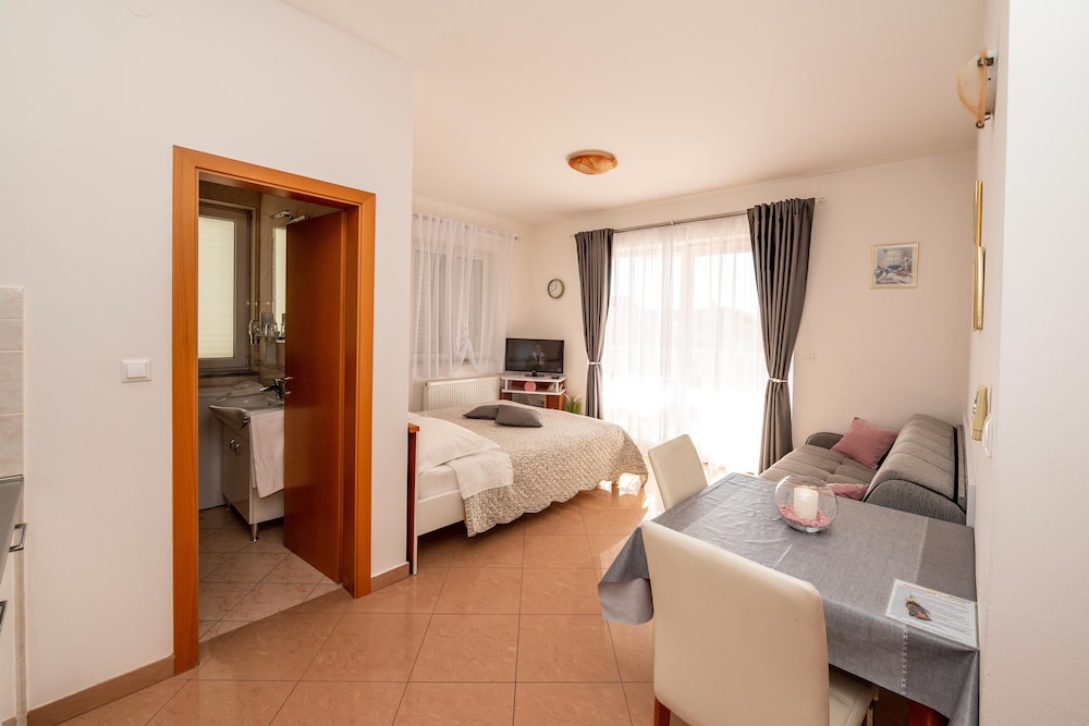 Apartmani Trogir 18/50