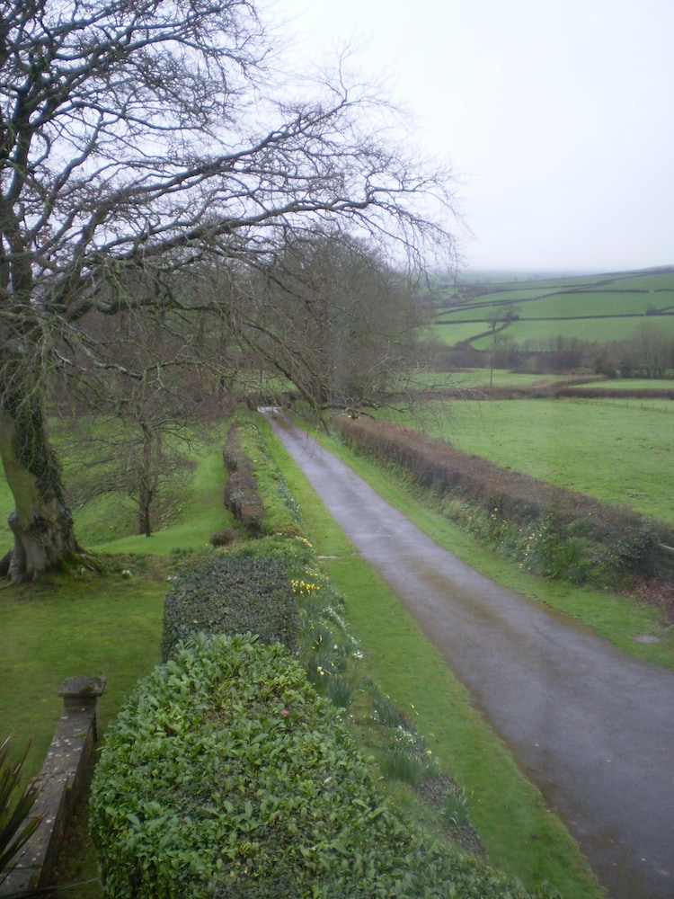 Buckley Farmhouse 23/32