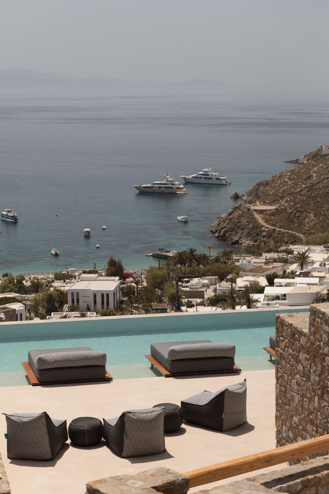 Calma Suites Mykonos 32/42