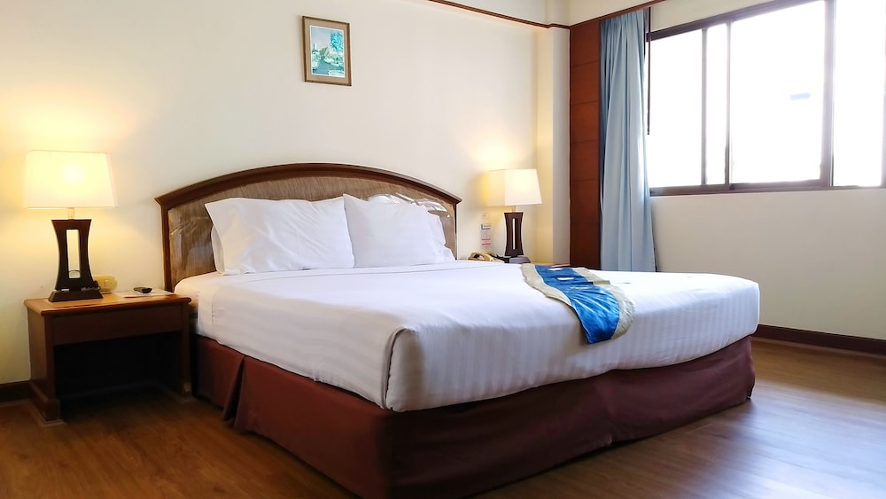Grand Park Hotel 35/69