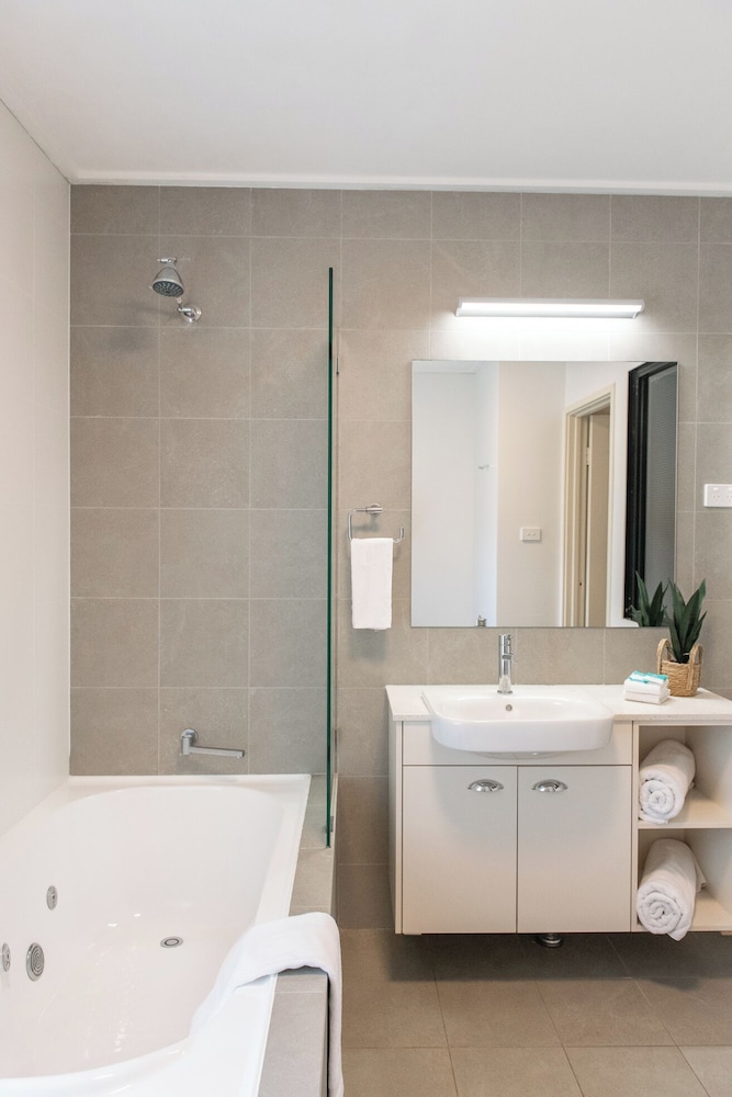Broadwater Beach Resort Busselton 47/50