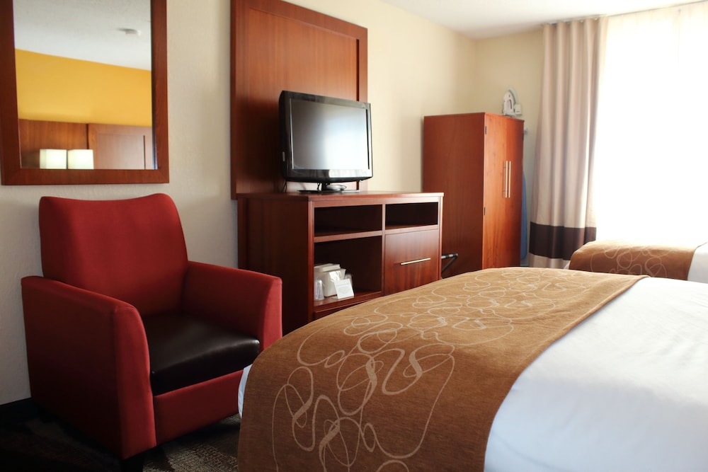 Comfort Suites Longview North 17/55