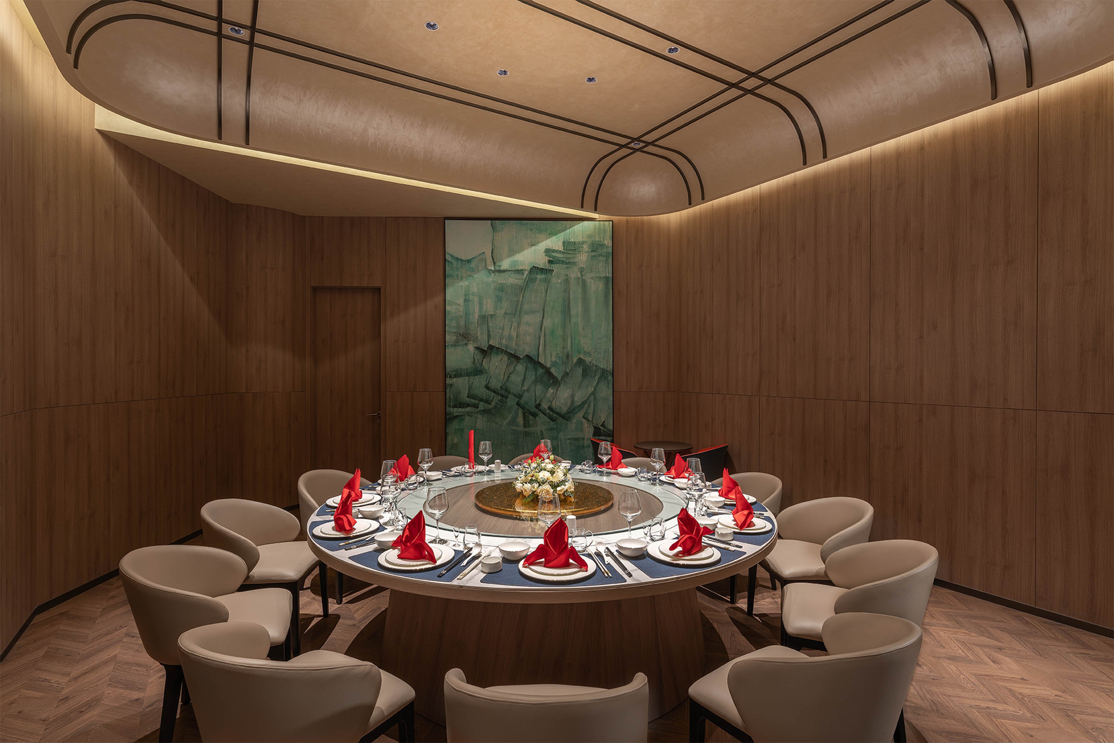 Holiday Inn Express YINCHUAN YUEHAI 26/36