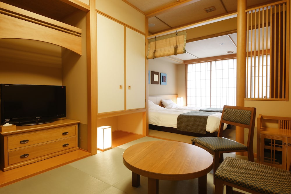Kyoto Arashiyama Onsen Kadensho 11/29