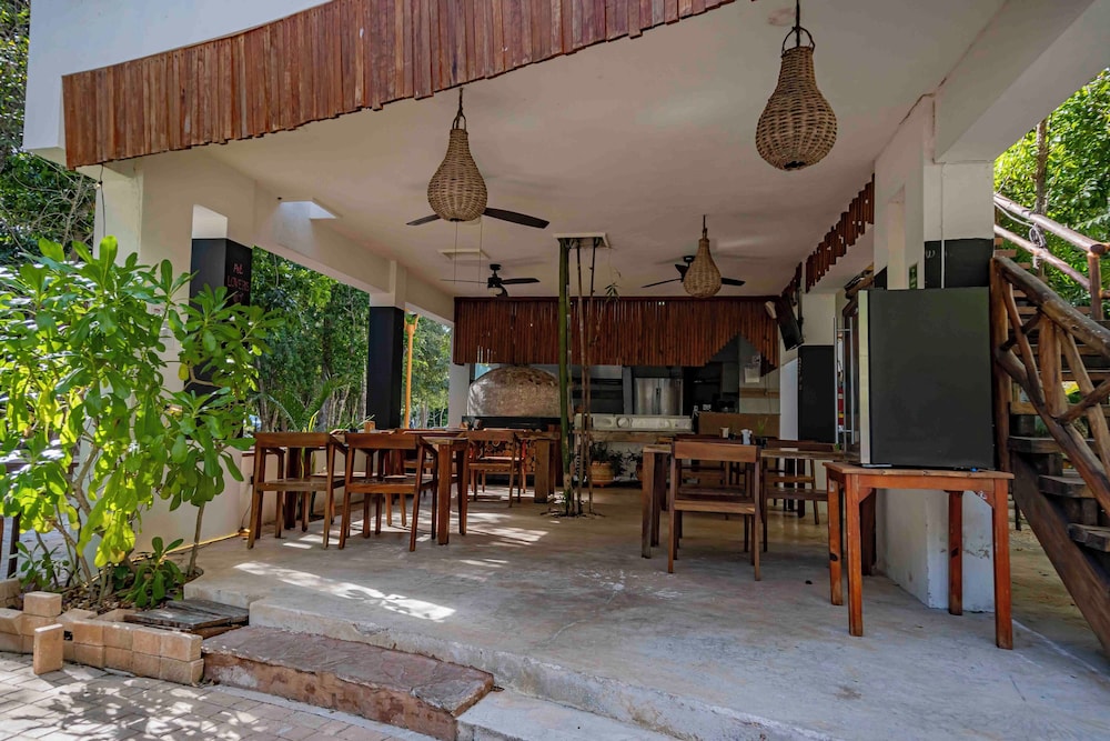 Niik Tulum 68/82