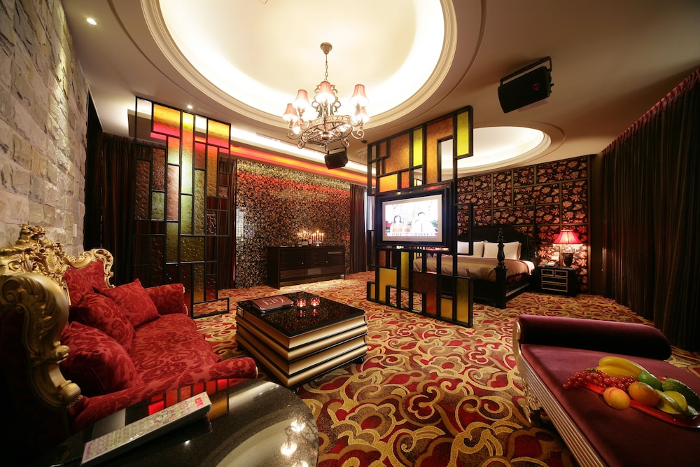 Dubai Villa Motel 57/69