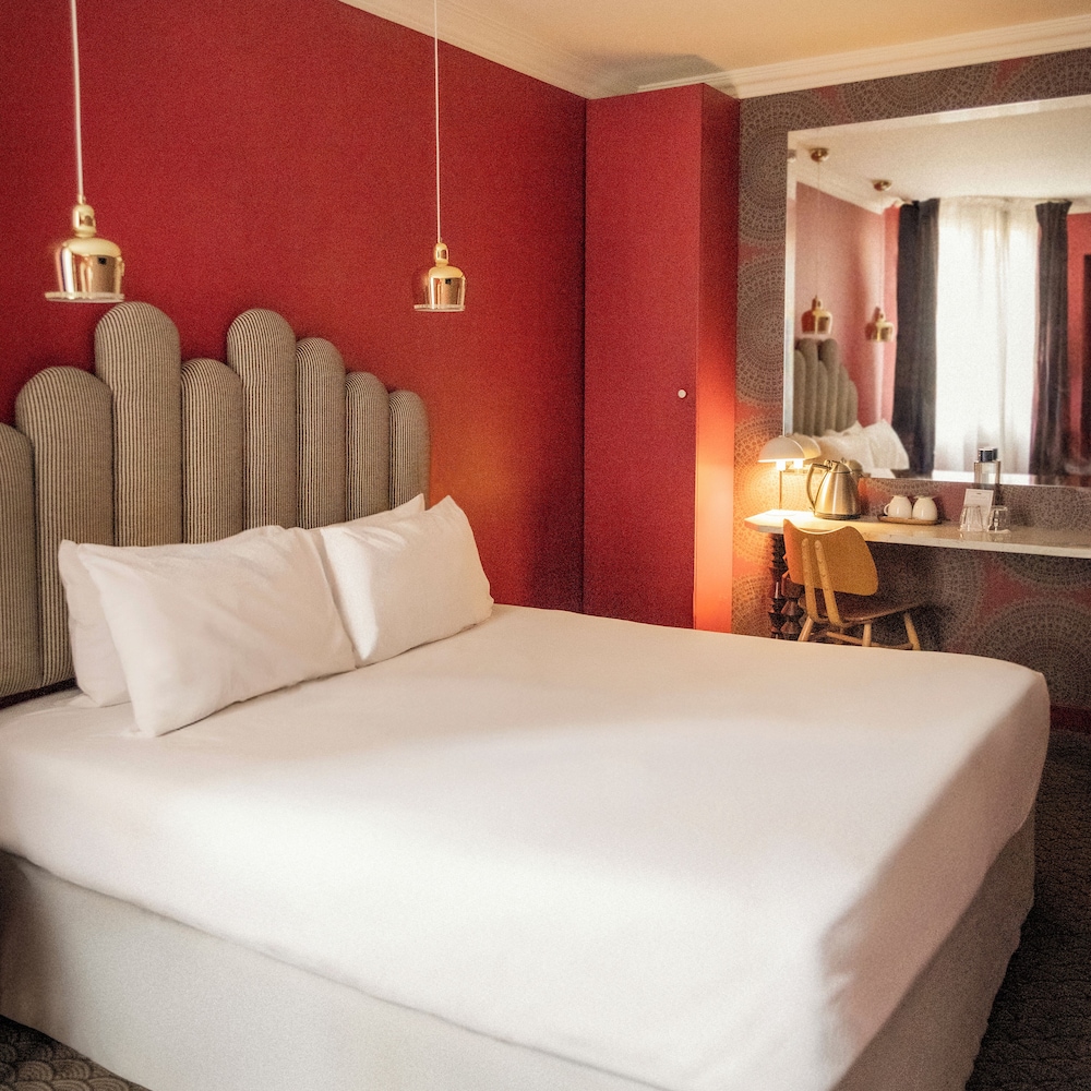 COMFORT, DOUBLE BED