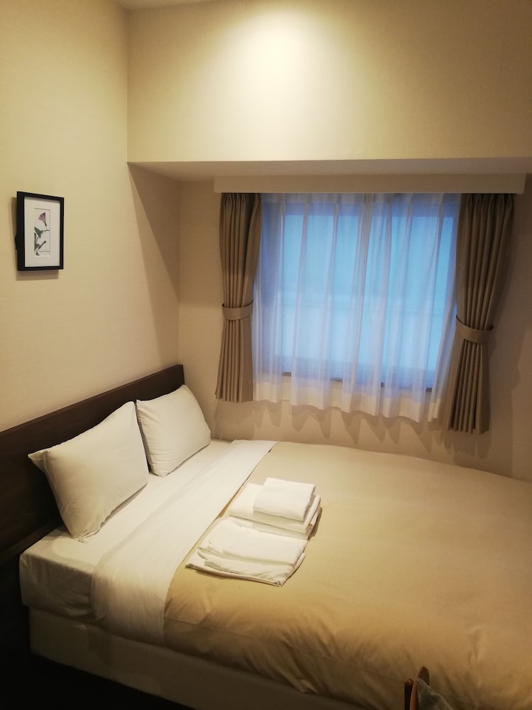 STANDARD, DOUBLE BED