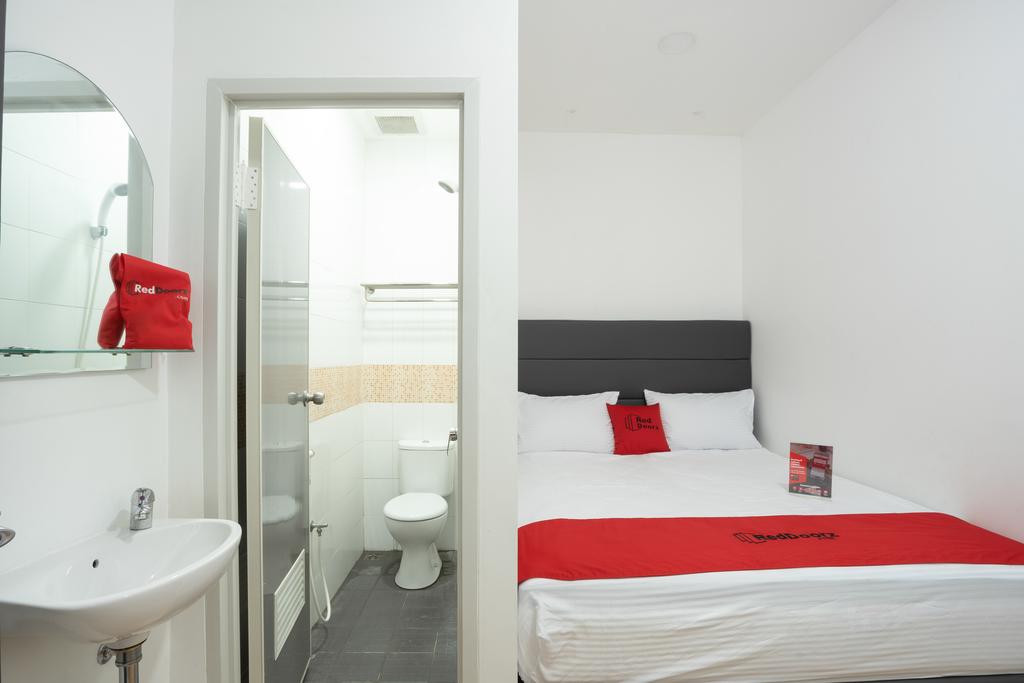 Reddoorz Plus Danau Sunter Utara 17/17