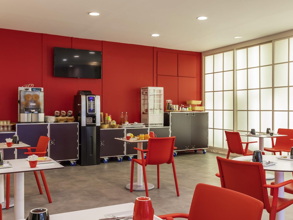 Ibis Styles Paris Saint Denis Plaine 44/57