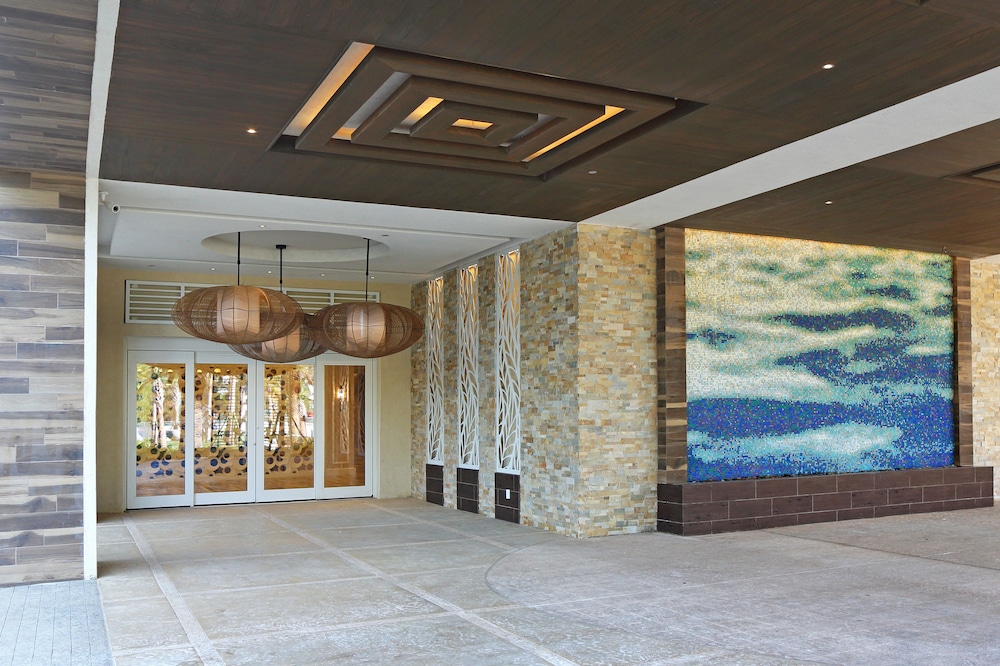 Warwick Paradise Island Bahamas - Adults Only 16/72