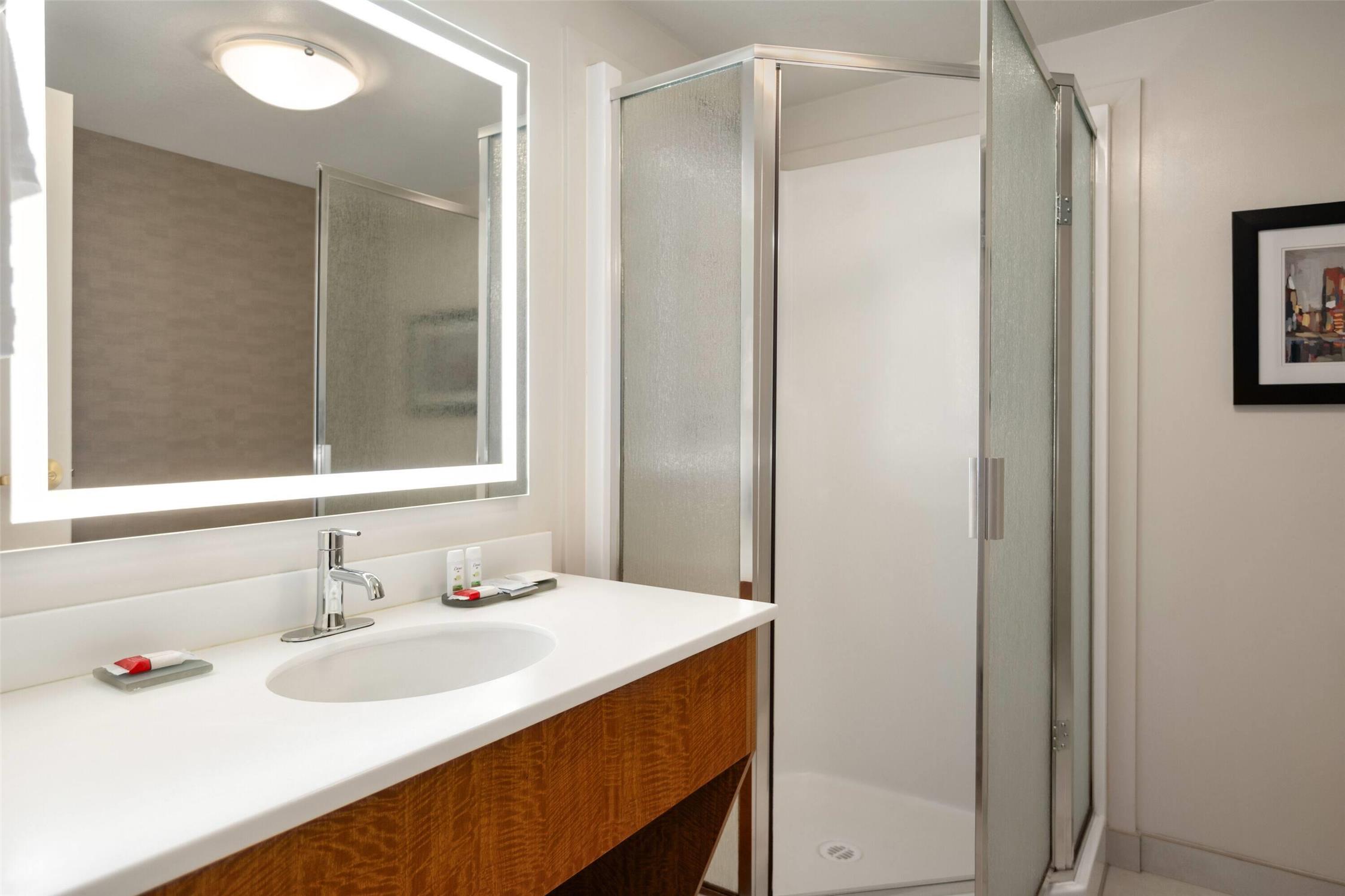 La Quinta Inn Vancouver Airport 63/65