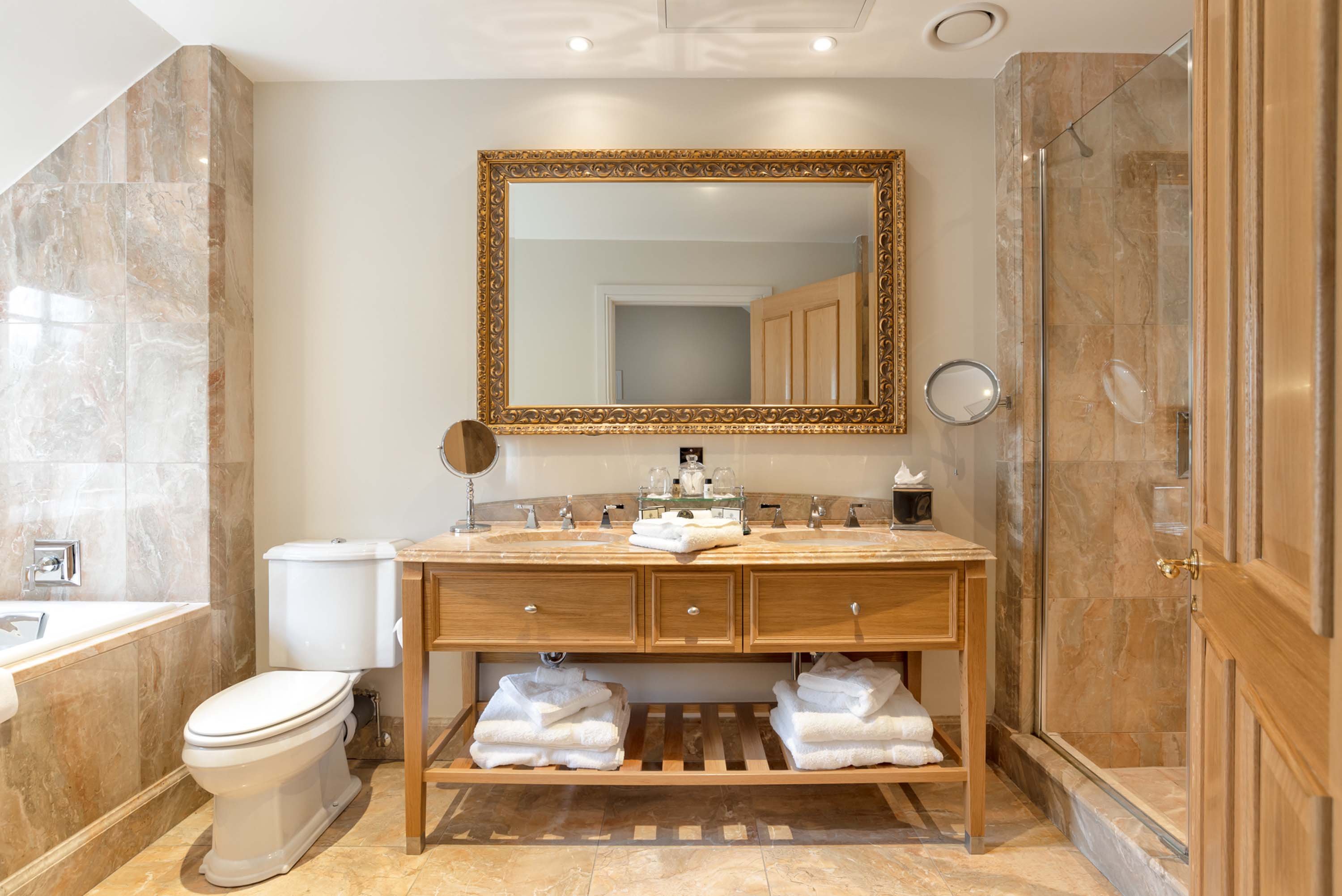Macleod House Lodge Trump Aberdeen 47/50