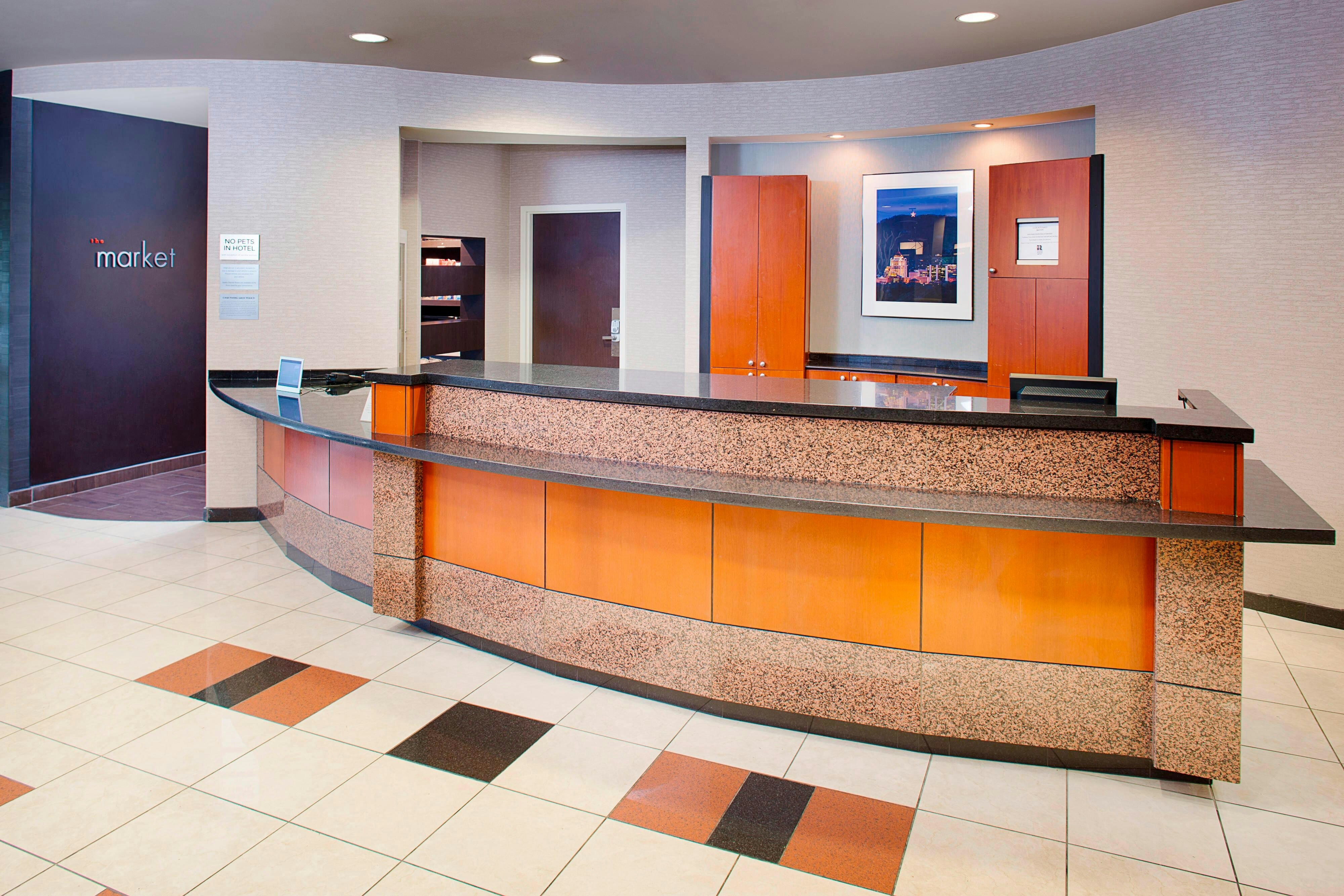 Courtyard By Marriott Roanoke Airport 5/39