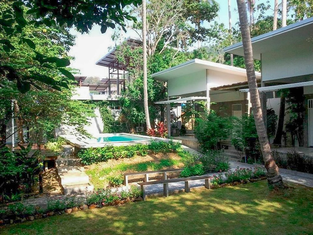 Glur Hostel 61/65