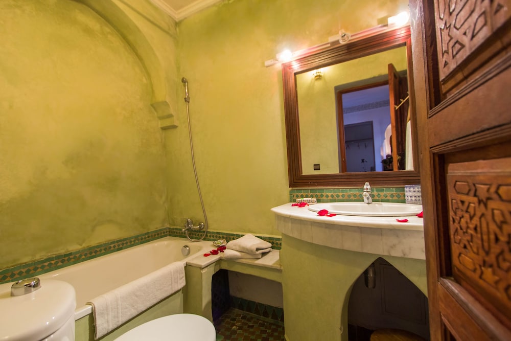 Dar Al Andalous Riad 69/71
