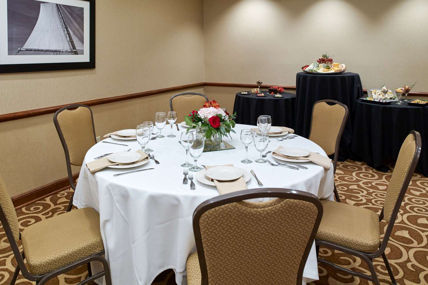 Clarion Hotel Portland Airport ME 8/16