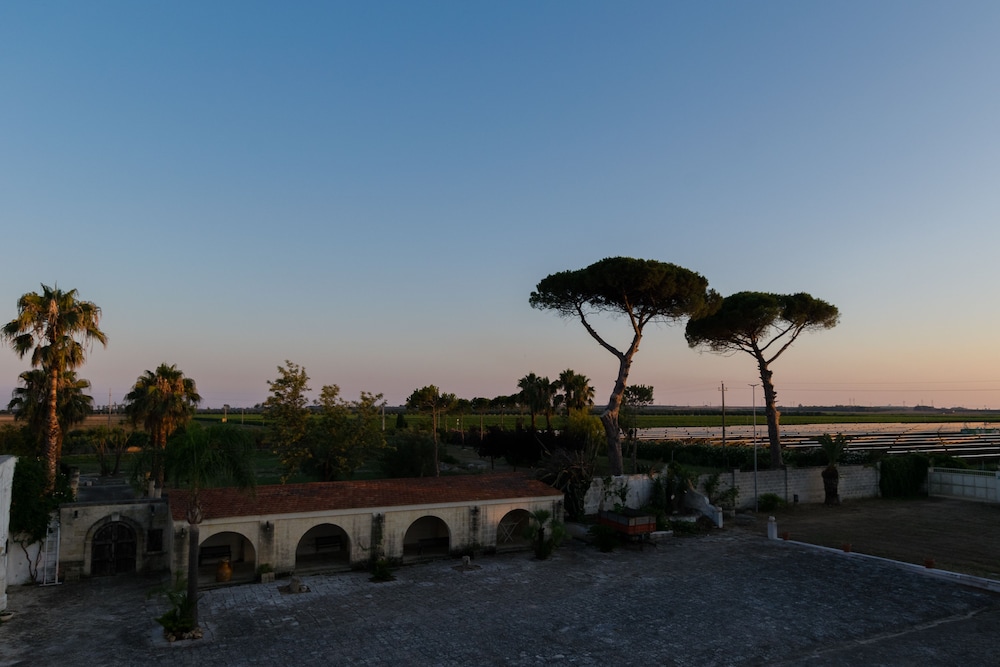 Masseria Mazzetta Salento 38/48