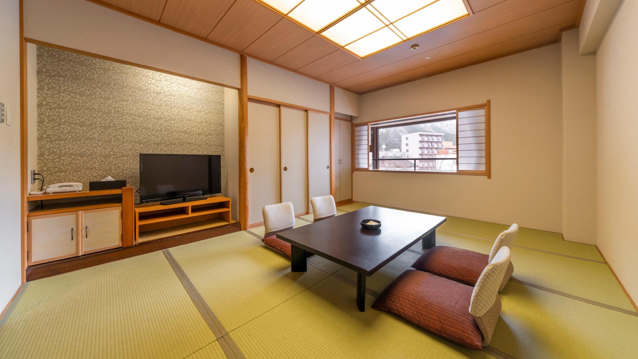 Japanese, City, Standard, No View, Main Building