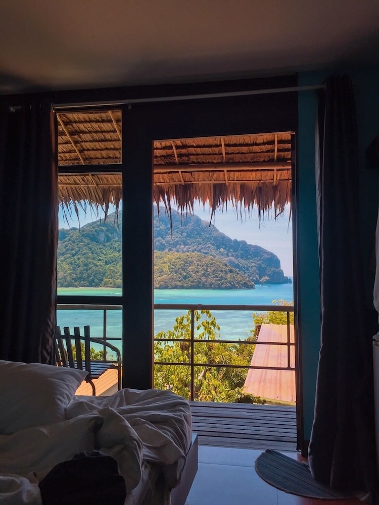 PHI PHI SEA SKY RESORT 35/66
