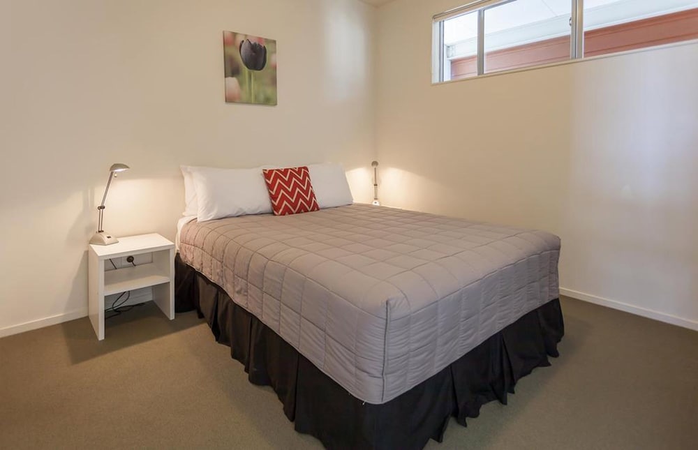 Beachside Resort Whitianga 24/36