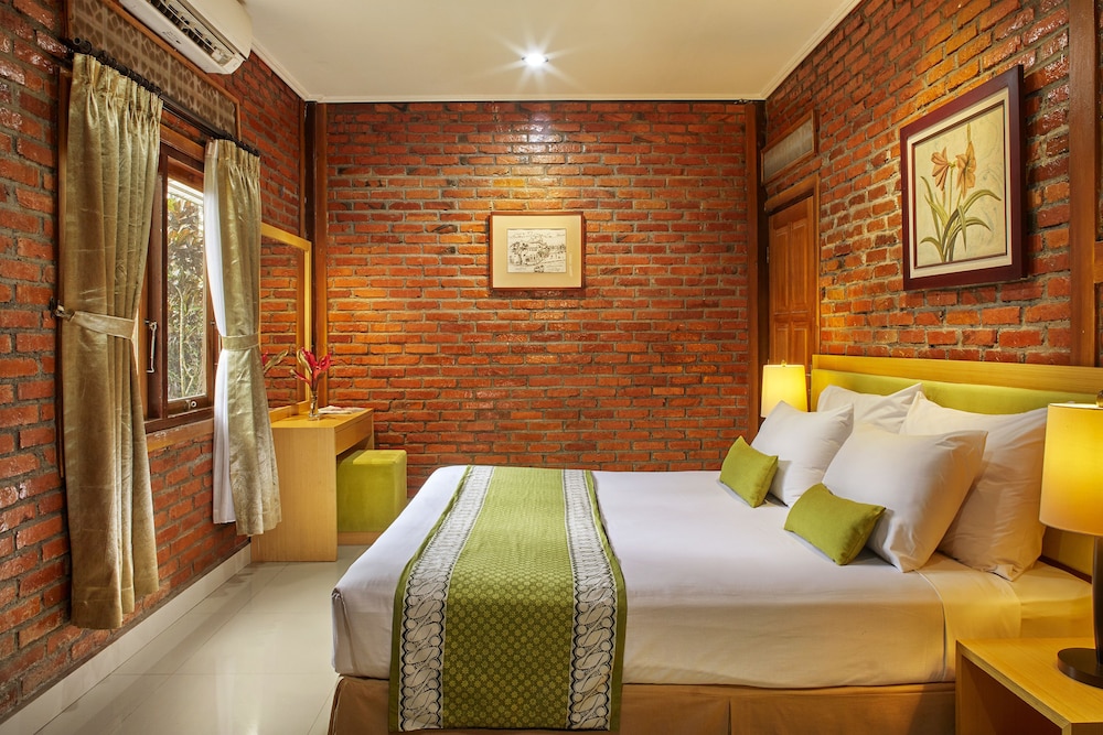 Jambuluwuk Convention Hall And Resort Puncak 16/56