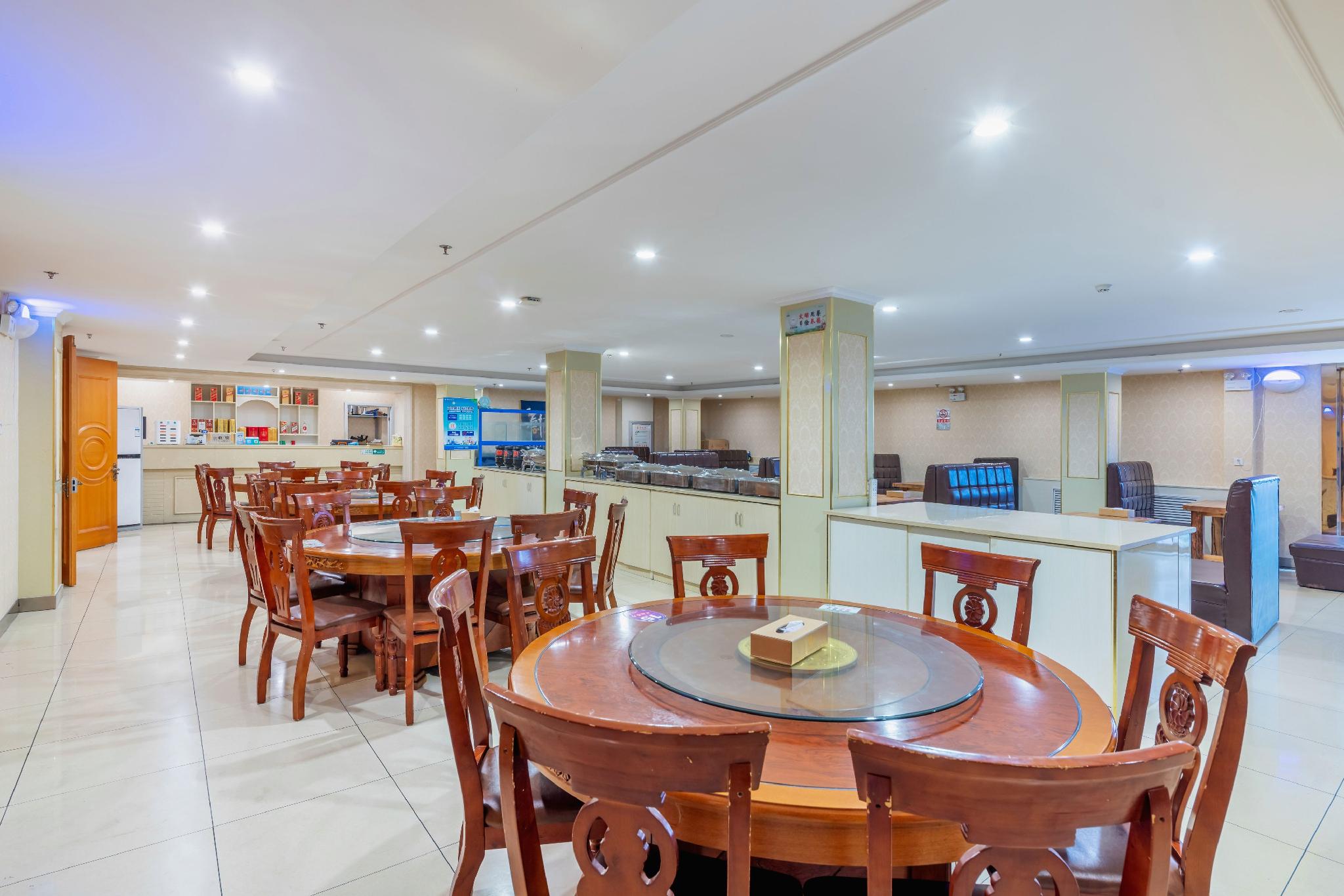 Vienna Hotel (Beijing Wanda West, Bajiao Amusement Park Metro Station) 32/41