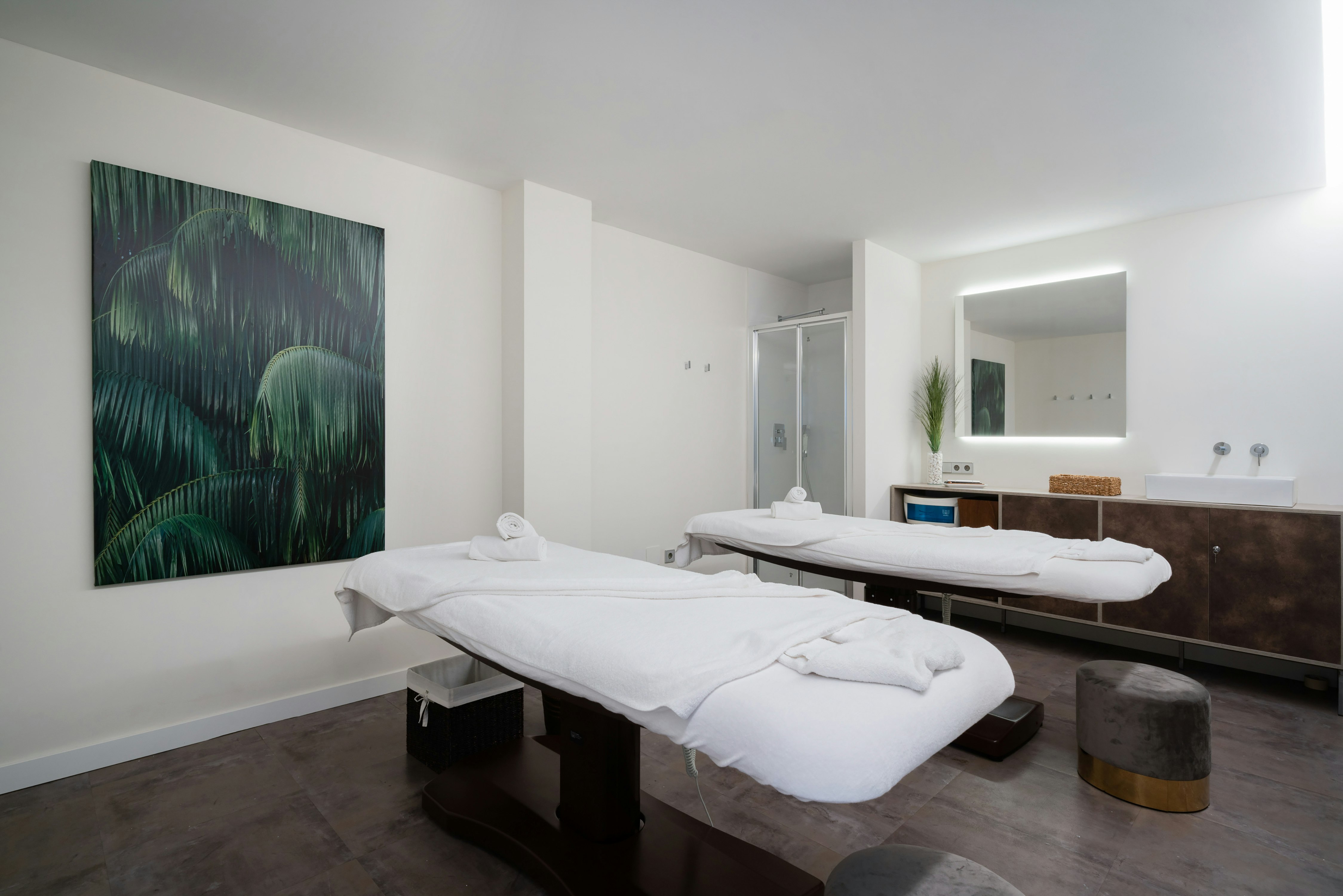 HOSPES AMERIGO 7/25