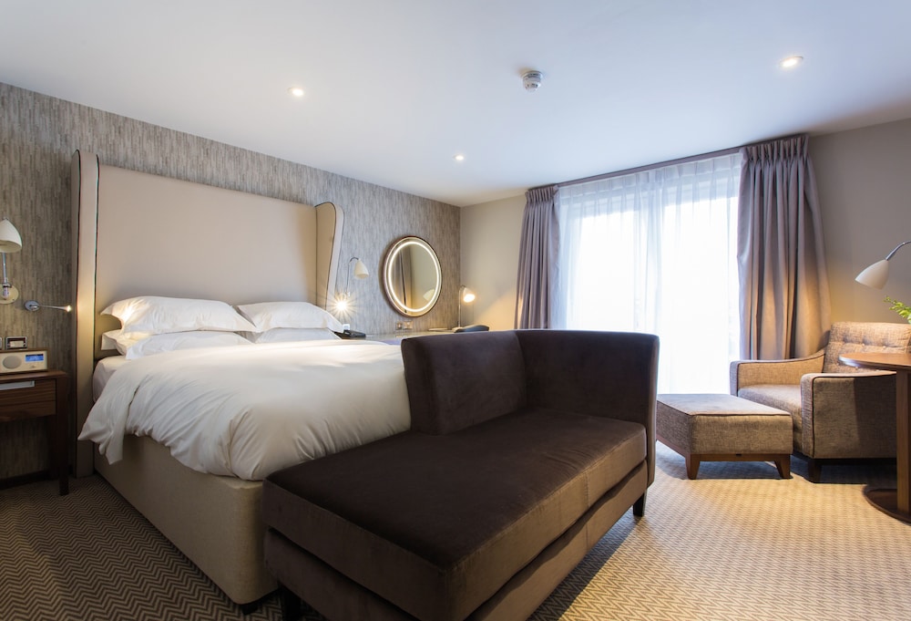 Cottons Hotel And Spa 12/70