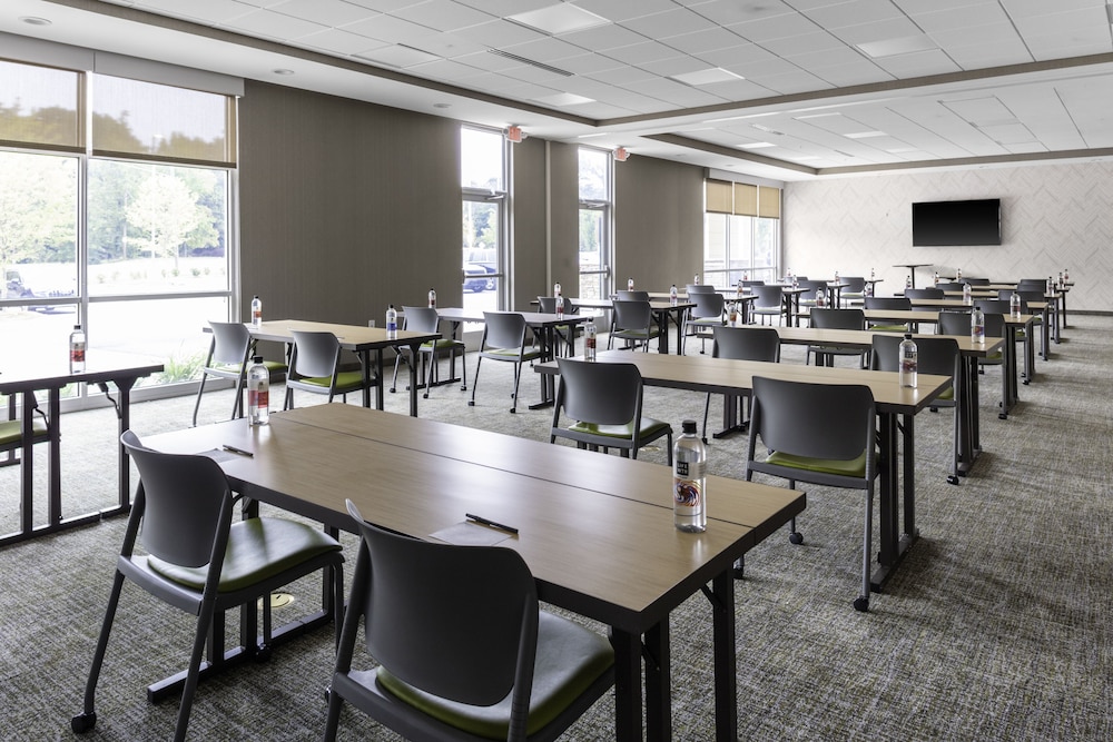 SpringHill Suites by Marriott Atlanta Alpharetta/Roswell 22/36