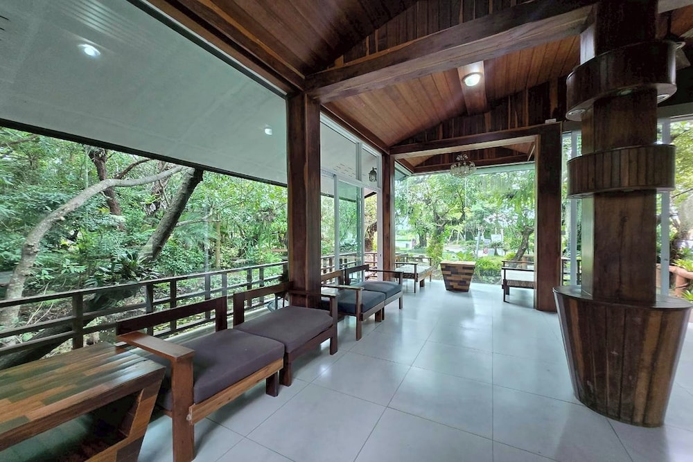 Taman Spa Resort 44/70