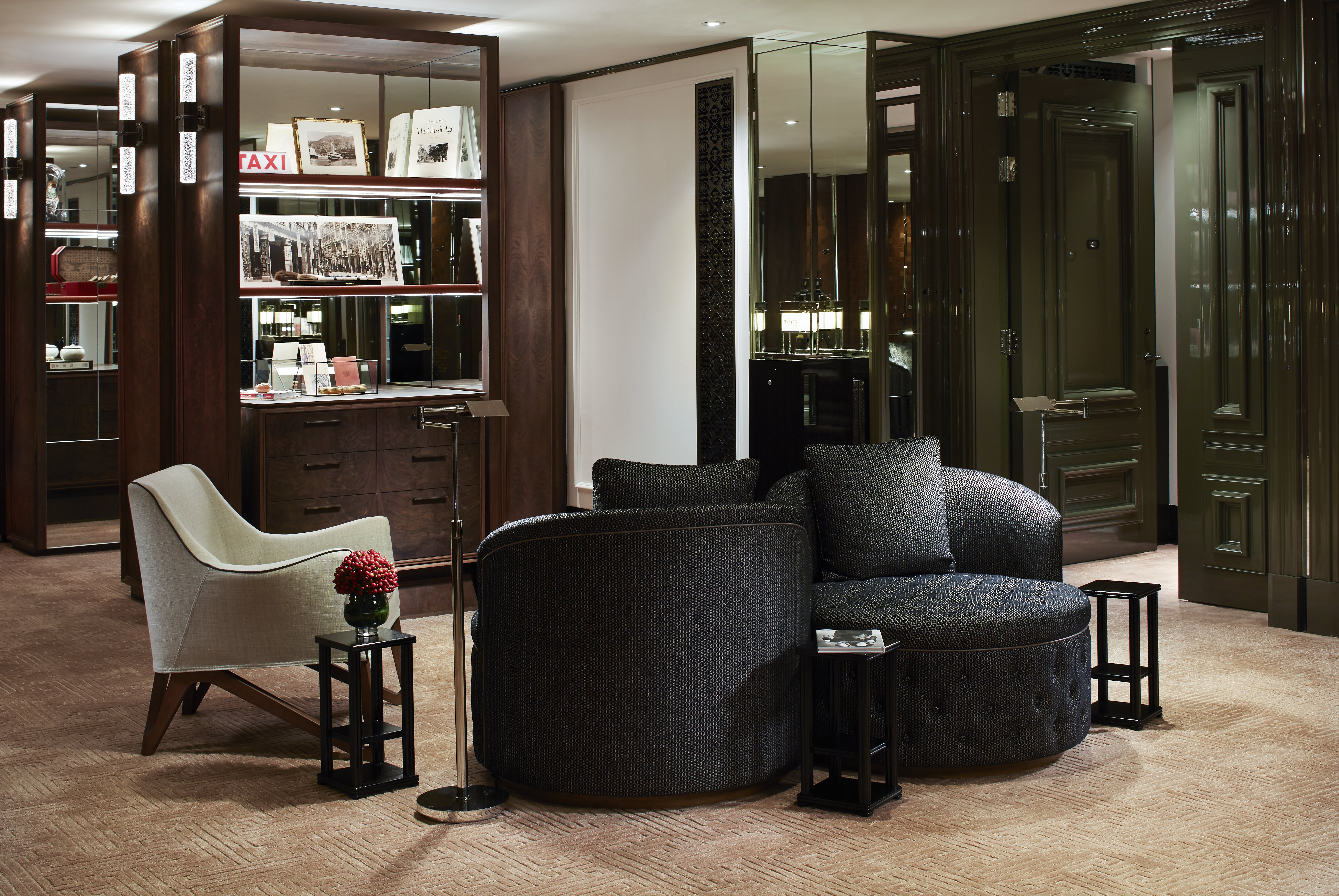 Rosewood Hong Kong 60/85