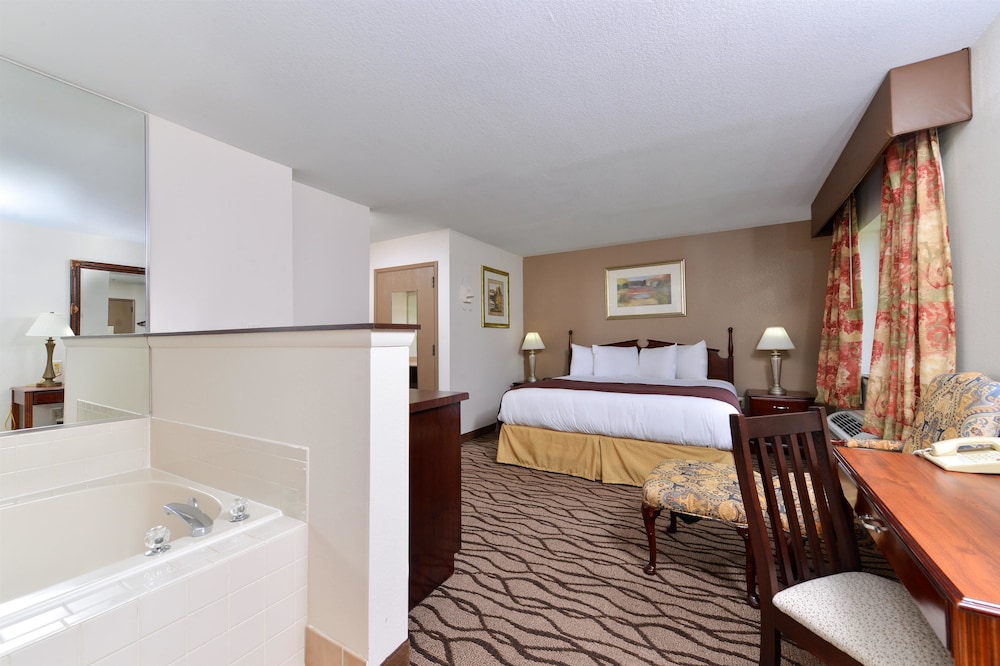 Country Hearth Inn & Suites Toccoa 14/23