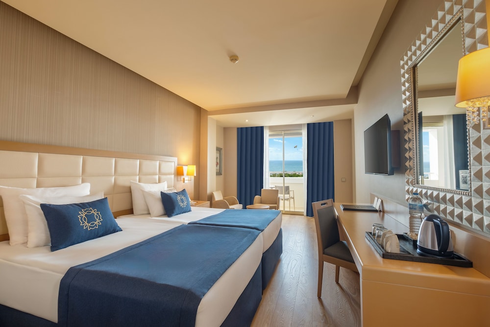 DELUXE, SEA SIDE, SEA VIEW, ON THE SIDE